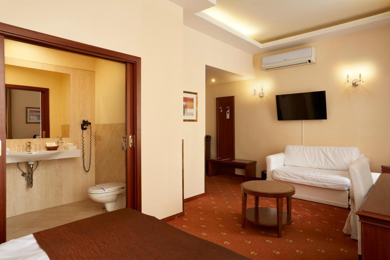 Fleur De Lis Hotel Πράγα Εξωτερικό φωτογραφία